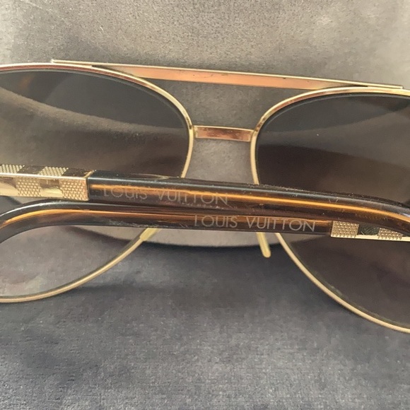 LV sunglasses - Picture 4 of 5